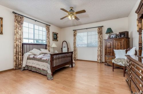 12070 Morning Ave, Downey CA  90242-2324 exterior