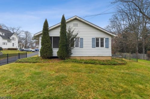 92 Mount Airy Rd, Bernardsville, NJ 07924-2718