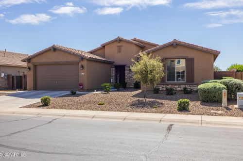 543 Yellow Wood Ave, San Tan Valley, AZ 85140-4221