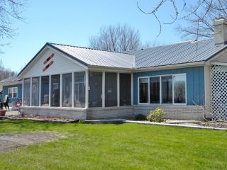 48 Ems B25 Ln, Sidney, IN 46562-9134