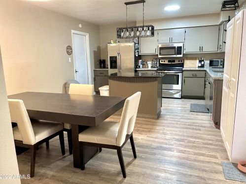 812 86th Pl, Scottsdale AZ  85257-4502 exterior