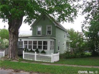 615 Lillian St, Watertown, NY 13601-2130