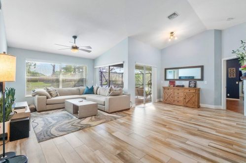 4100 10th St, Delray Beach FL  33445-1931 exterior