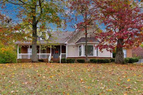 145 Waterbury Dr, Harvest, AL 35749-9129