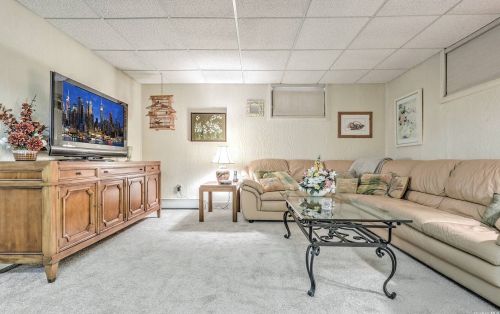 112 Holland Ave, Floral Park NY  11001-1202 exterior