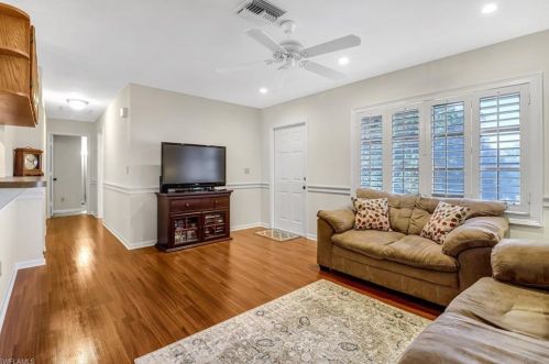 1716 49th St, Naples, FL 34116-5759