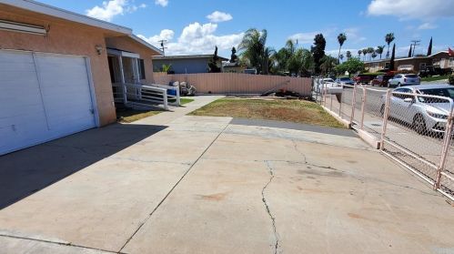 915 15th St, San Diego, CA 92154-1915