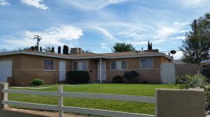 514 Nugent St, Lancaster, CA 93535-3117