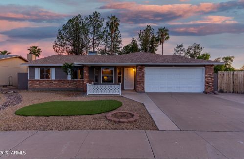 237 Desert Ln, Gilbert, AZ 85234-2351