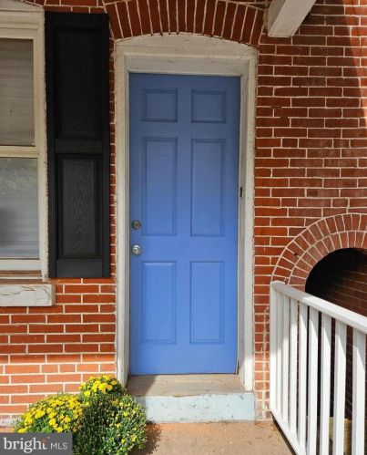 1325 6th St, Wilmington, DE 19805-3215