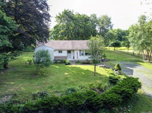 490 Bullville Rd, Montgomery NY  12549-1870 exterior