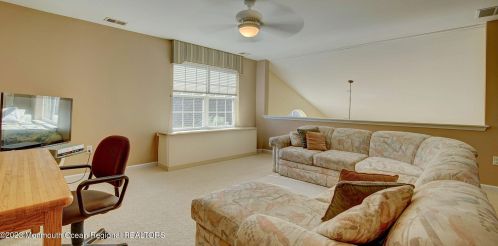 172 Huntington Dr, Jackson Twp NJ  08527-4789 exterior