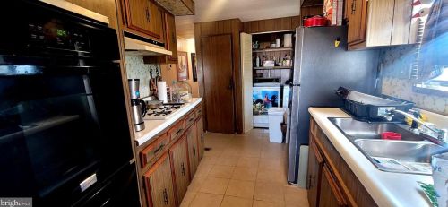 151 Country Ln, Buena NJ  08310-1300 exterior