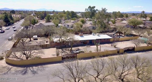 8072 Mi Casita St, Tucson, AZ 85715-5114