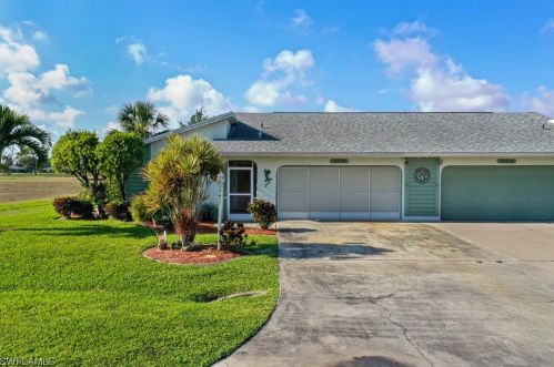 19906 Lake Vista Cir, Lehigh Acres, FL 33936-7649