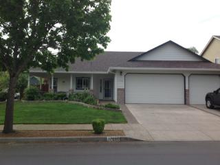 17600 29th St, Vancouver WA  98682-3634 exterior