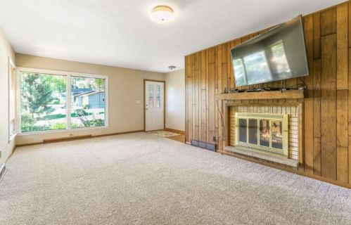 1505 Miller Rd, Lake Geneva WI  53147-1667 exterior