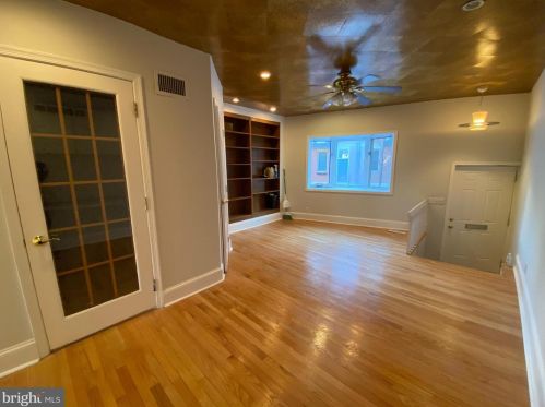 912 2nd St, Philadelphia, PA
