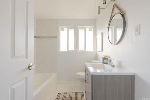 1164 Calvados Ave, Covina CA  91722-1602 exterior