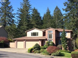 3773 Sierra Dr, Camas, WA 98607-8547
