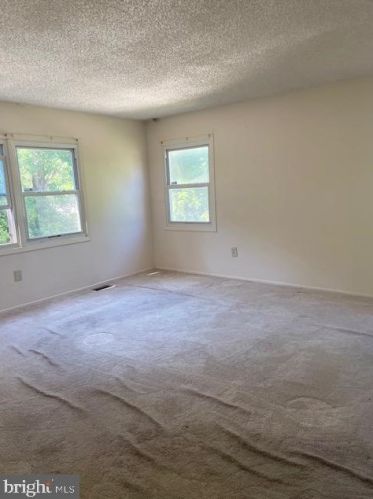 77 Winterberry Ln, Willingboro NJ  08046-3414 exterior