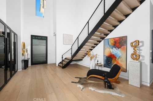 18852 Canyon Crest Dr, Orange CA 92861-2806 exterior