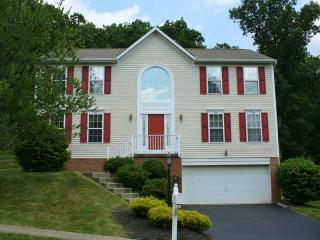 103 Snowcap Dr, Seven Fields, PA 16046-4233