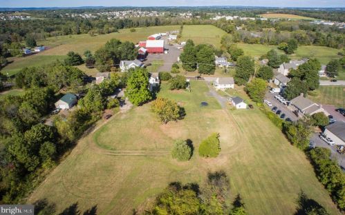 4500 Skippack Pike, Collegeville PA  19473-2033 exterior