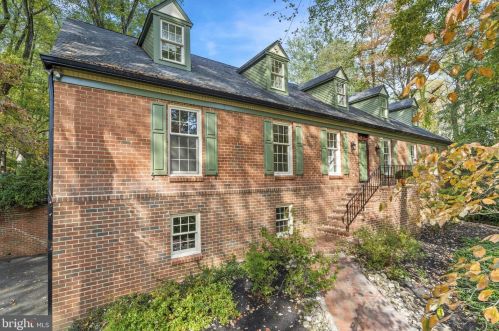 3 Fox Run Dr, Chadds Ford, PA 19317-9310