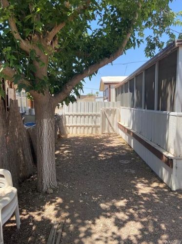 7845 Meadowlark St, Mohave Valley, AZ 86440-9223