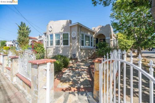 2400 66th Ave, Oakland, CA 94605-1917