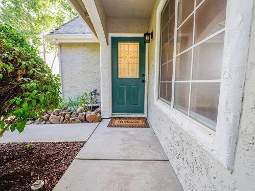 1162 Whitewood Way, Chico CA  95973-1002 exterior