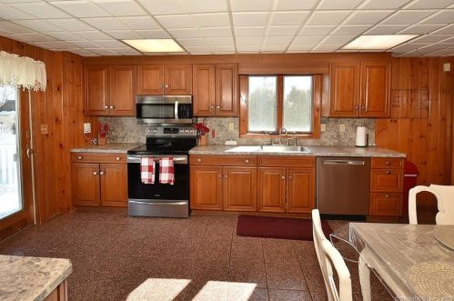 29 Ash St, Norwich CT  06351-1804 exterior