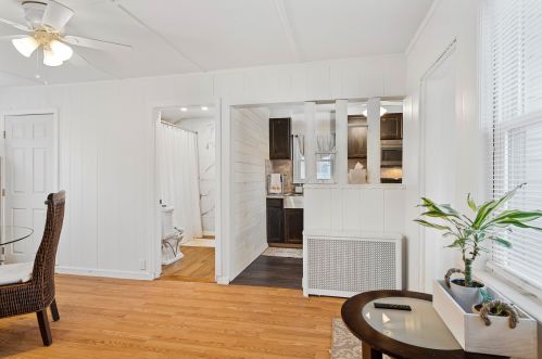 4 Hill St, Salem NH  03079-2538 exterior