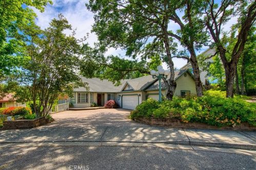 1055 Page Dr, Lakeport CA  95453-3421 exterior