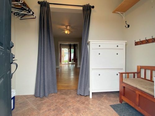 5 Hartford Tpke, Shrewsbury, MA 01545-4591