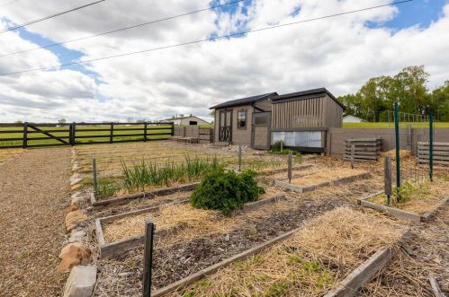 17978 Nashport Rd, Nashport OH  43830-4601 exterior