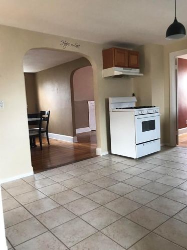 18 Eddy St, Providence RI 02903-1702 exterior