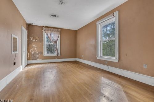 119 Belvidere Ave, Washington NJ  07882-1402 exterior