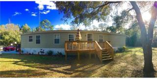 10206 Oak Dr, Port Richey, FL 34669-2156
