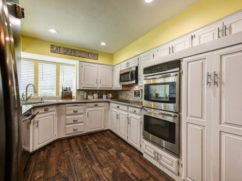 1218 Huntington Dr, Richardson TX  75080-2929 exterior