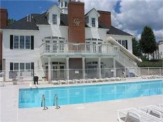 326 Winthrop Dr, Nutley NJ  07110-3931 exterior