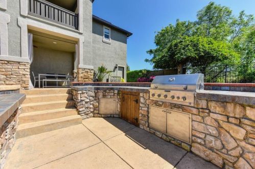 1573 Terracina Dr, Folsom CA  95762-5407 exterior