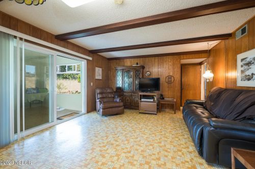 519 Lucas Dr, Santa Maria CA  93454-3828 exterior