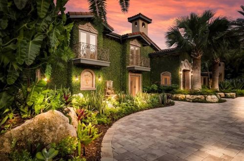 2718 Casey Ky Rd, Nokomis FL  34275-3306 exterior