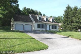 121 Echo Dr, Chambersburg, PA 17202-3307