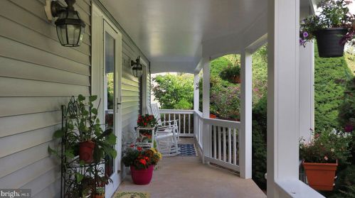 13 Woodside Ln, Flemington NJ  08822-3221 exterior