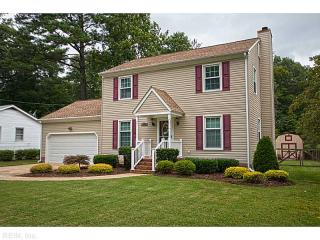 207 Riverside Dr, Yorktown, VA 23692-3411