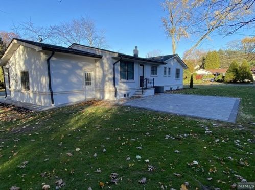 436 Ruckman Rd, Closter NJ  07624-2326 exterior