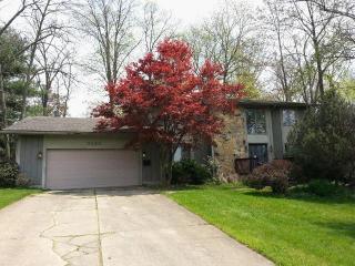 3369 Smith Rd, Akron, OH 44333-3005